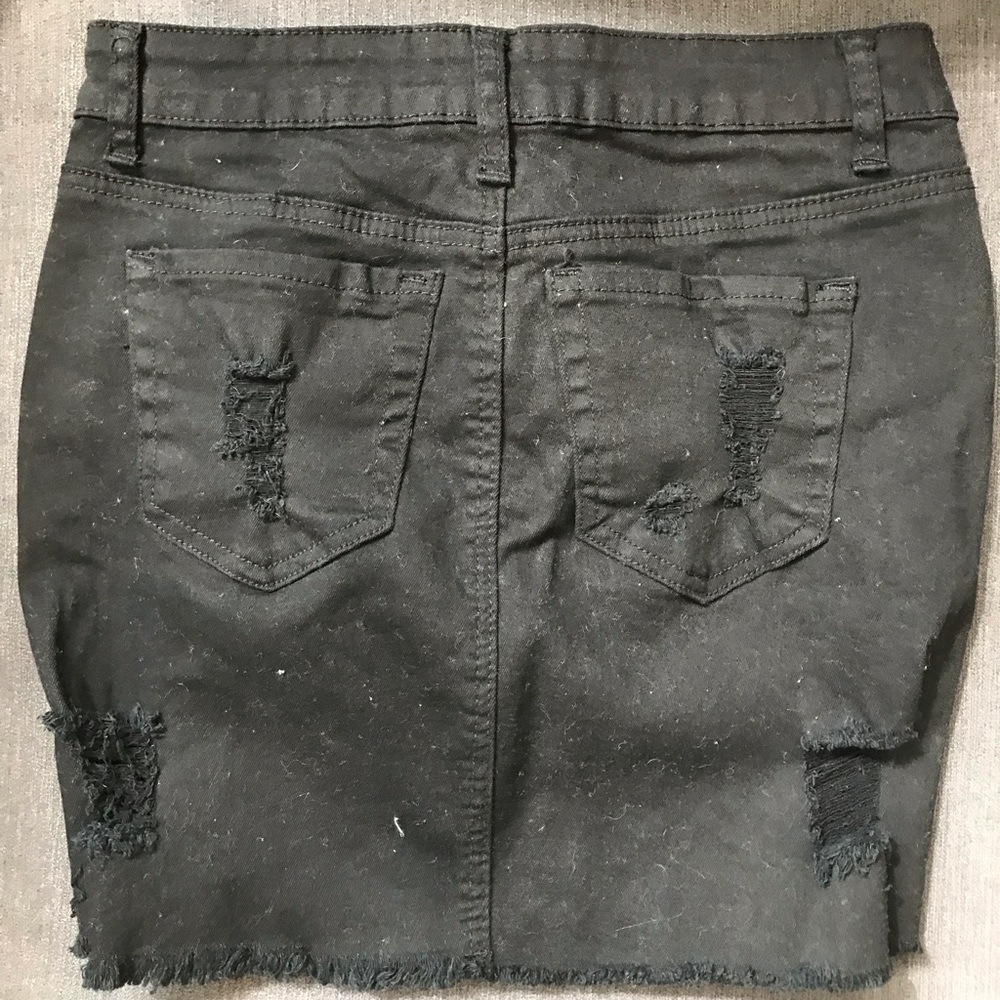 Skirt - Picture 4 of 5
